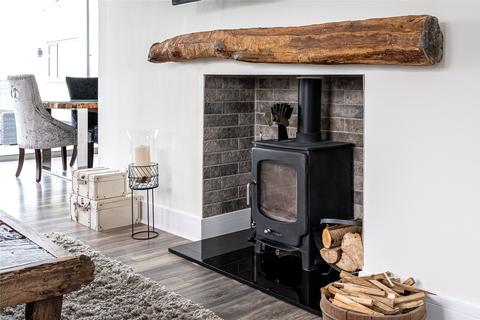 70 Blackmoor Lane, Bardsey, Leeds, LS17 9DY