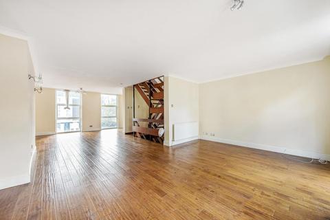 23 Hornby Close, London, NW3 3JL