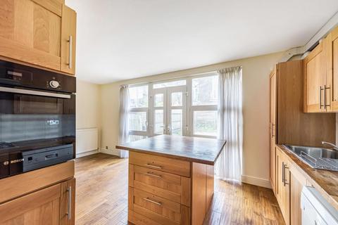 23 Hornby Close, London, NW3 3JL