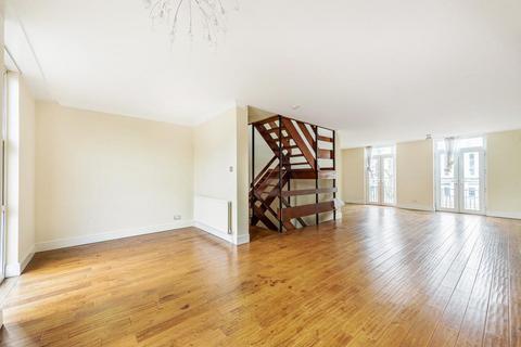 23 Hornby Close, London, NW3 3JL
