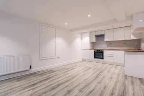 4 bedroom apartment to rent - Jubilee Street, Whitechapel, E1