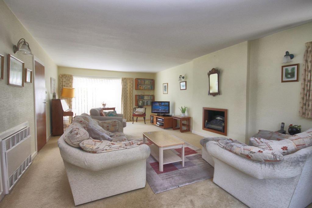 Carrwood, Knutsford 4 bed house £750,000