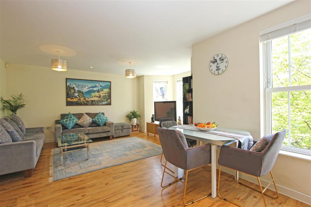 Lounge/kitchen