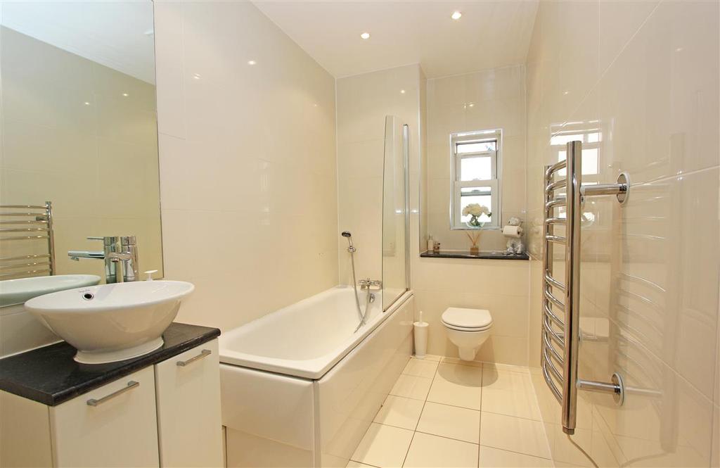 Main Bathroom