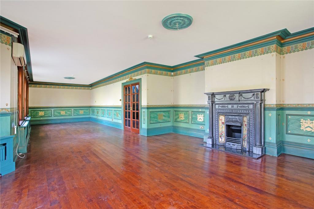 Lounge / Games Room