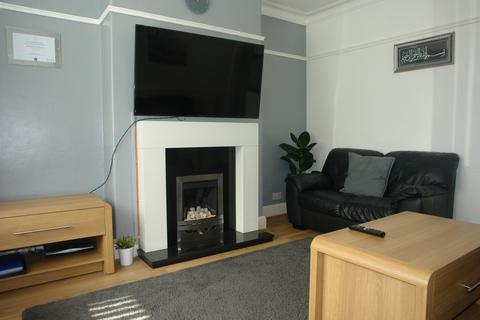 3 bedroom end of terrace house for sale - Penrith Avenue, Oldham
