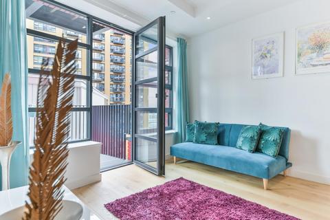 1 bedroom apartment to rent, Defoe House, London City Island, London, E14