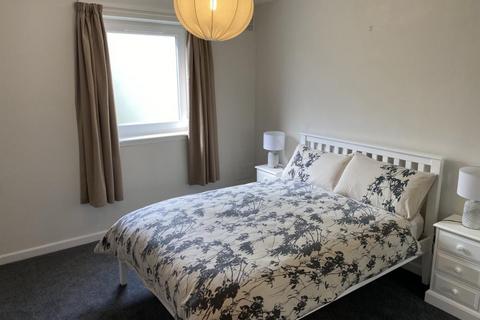 2 bedroom flat to rent, 12 Albury Gdns, Aberdeen, AB11 6FL
