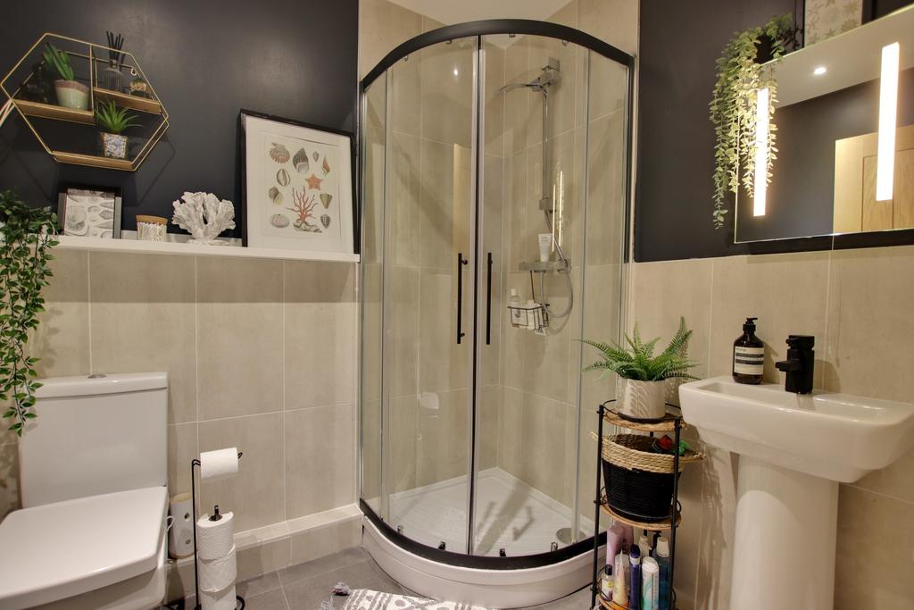 Ensuite