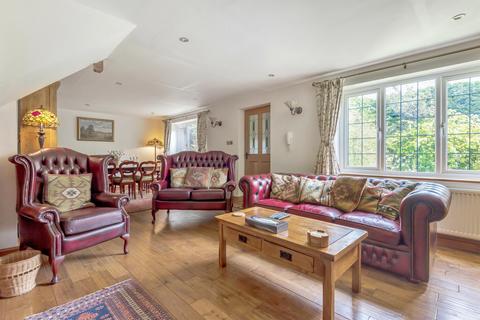 3 bedroom cottage for sale - Main Road, Belchford, Horncastle, Lincs, LN9 6LQ