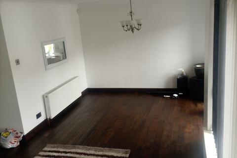 12 Chadbourne Close, Armthorpe, Doncaster, DN3 3RG