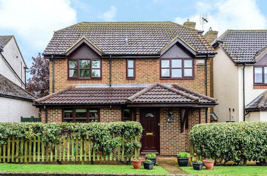 Quainton Road, North Marston, Buckingham, Buckinghamshire, MK18 4 bed