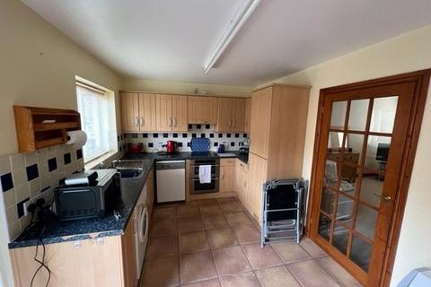 3 bedroom semi-detached house for sale - Lon Cafnant, Llanfair Caereinion, Welshpool, Powys, SY21