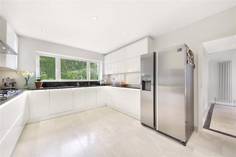 4 Gatehouse Close, Kingston Upon Thames, KT2 7PA