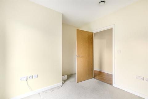 2 bedroom apartment to rent - Newman Close, London, NW10
