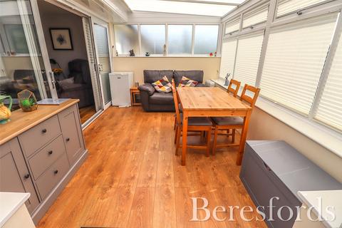 35 Cromwell Way, Witham, CM8 2ES
