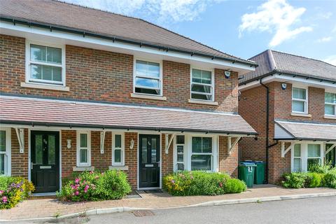 3 bedroom semi-detached house to rent - North Western Avenue, Watford, Herts, WD25