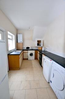 2 bedroom flat to rent - Tavistock Road, Jesmond