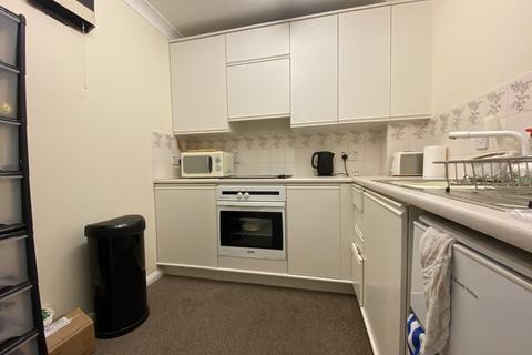 2 bedroom retirement property for sale, Androse Gardens, Bickerly, Ringwood, BH24