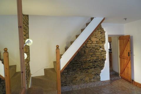 2 bedroom cottage to rent - REF: 10887 | High Street | Northampton | NN3