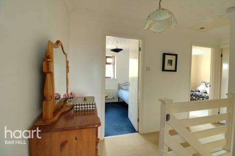 31 Hillcrest, Bar Hill, Cambridge, CB23 8TG