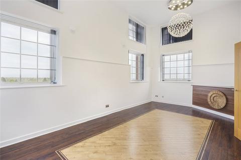 4, The Tower, 20 Cayton Road, Coulsdon, CR5 1LW
