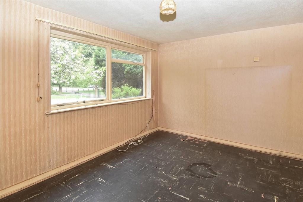 Plymouth Road, Redditch, Worcestershire, B97 2 bed semidetached house