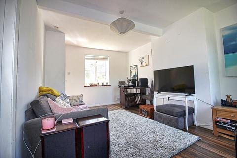 51 Hillside, Brighton, BN2 4TF