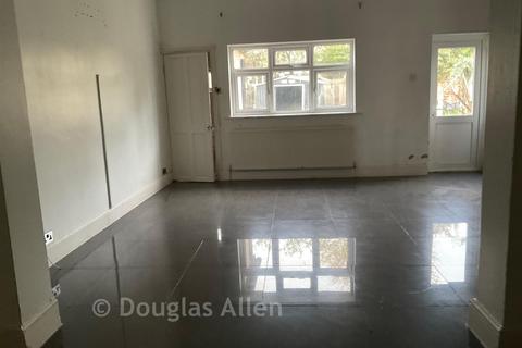 4 bedroom terraced house for sale, Aldersey Gardens, Barking, Essex