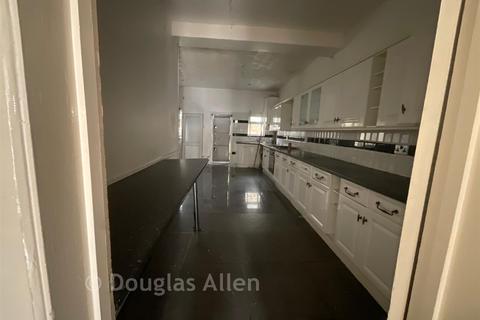 4 bedroom terraced house for sale, Aldersey Gardens, Barking, Essex