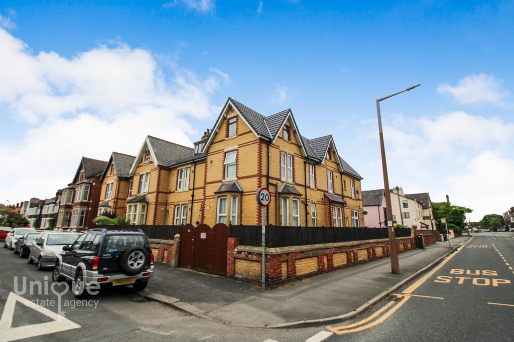 22 Glen Eldon Road, Lytham St.... 2 bed apartment £85,000