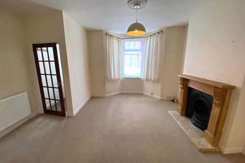3 bedroom end of terrace house for sale - Monks Park Road, Abington, Northampton NN1 4LX