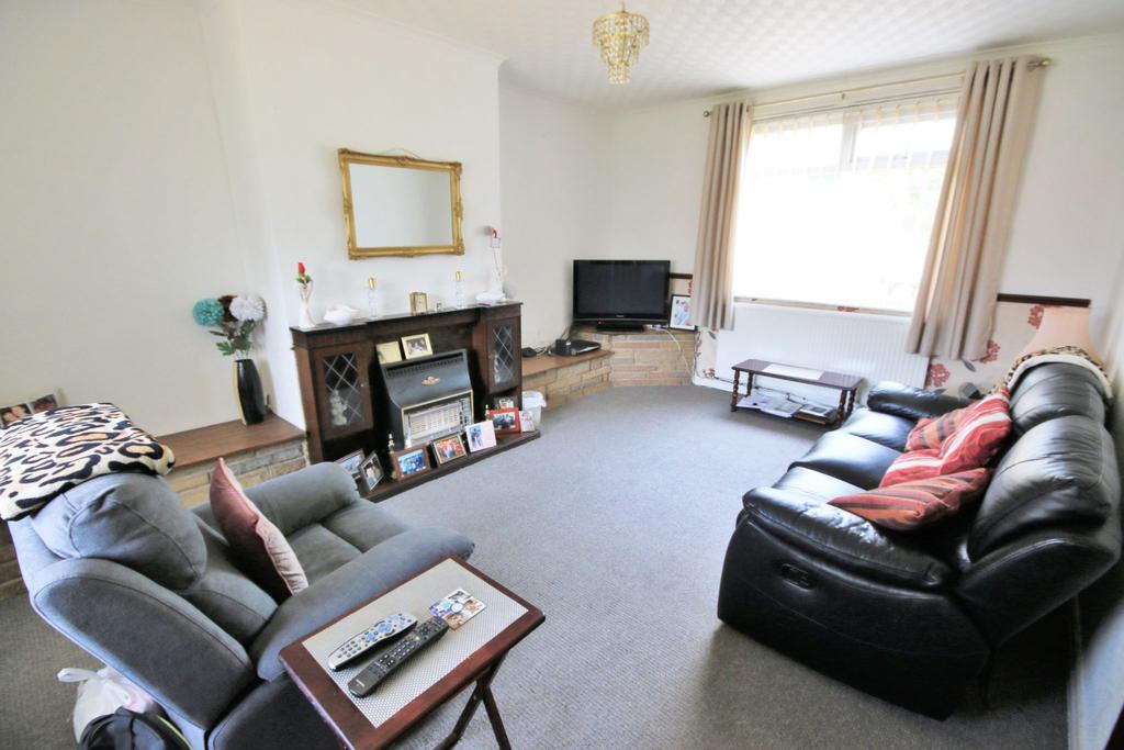 Beech Hill Lane, Beech Hill, Wigan... 3 bed semidetached house £130,000