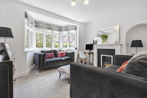 40 Hamilton Road, London, SW19 1JF