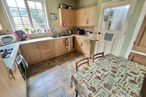 4 bedroom detached house for sale - Isaacs Road, Torquay, Devon, TQ2