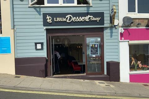 Restaurant for sale - Leasehold Artisan Ice Cream & Dessert Parlour Located On The Isle of Wight