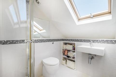 44 Steerforth Street, London, SW18 4HF