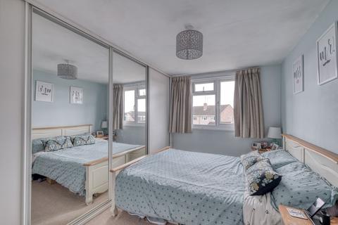 3 Laxton Avenue, Worcester, WR2 6EJ