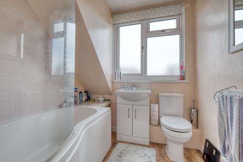 3 Laxton Avenue, Worcester, WR2 6EJ