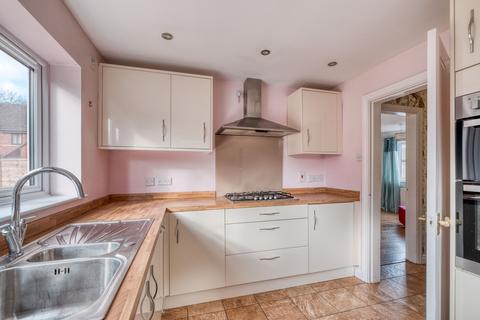 3 Beeston Gardens, Berkeley Alford, Worcester, WR4 0JT