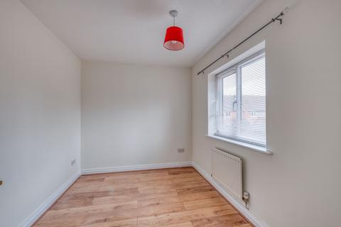 3 Beeston Gardens, Berkeley Alford, Worcester, WR4 0JT