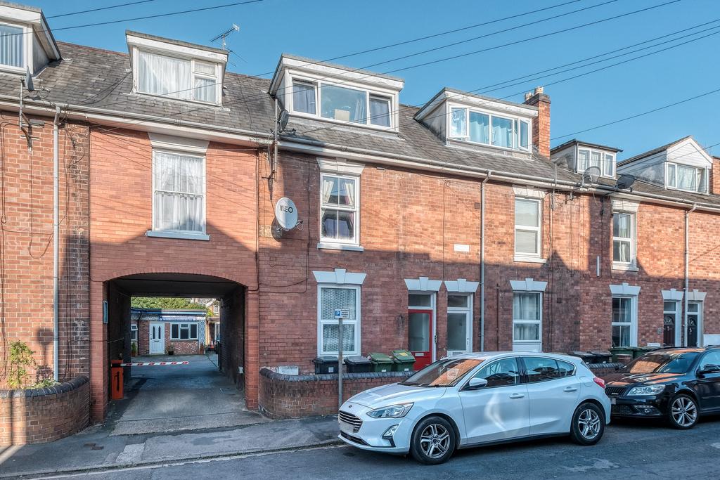 Middle Street,Worcester,WR1 1NQ 1 bed flat £95,000