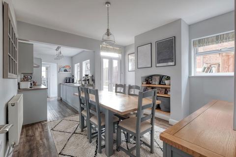 3 bedroom semi-detached house for sale, Cavendish Street, Worcester, WR5