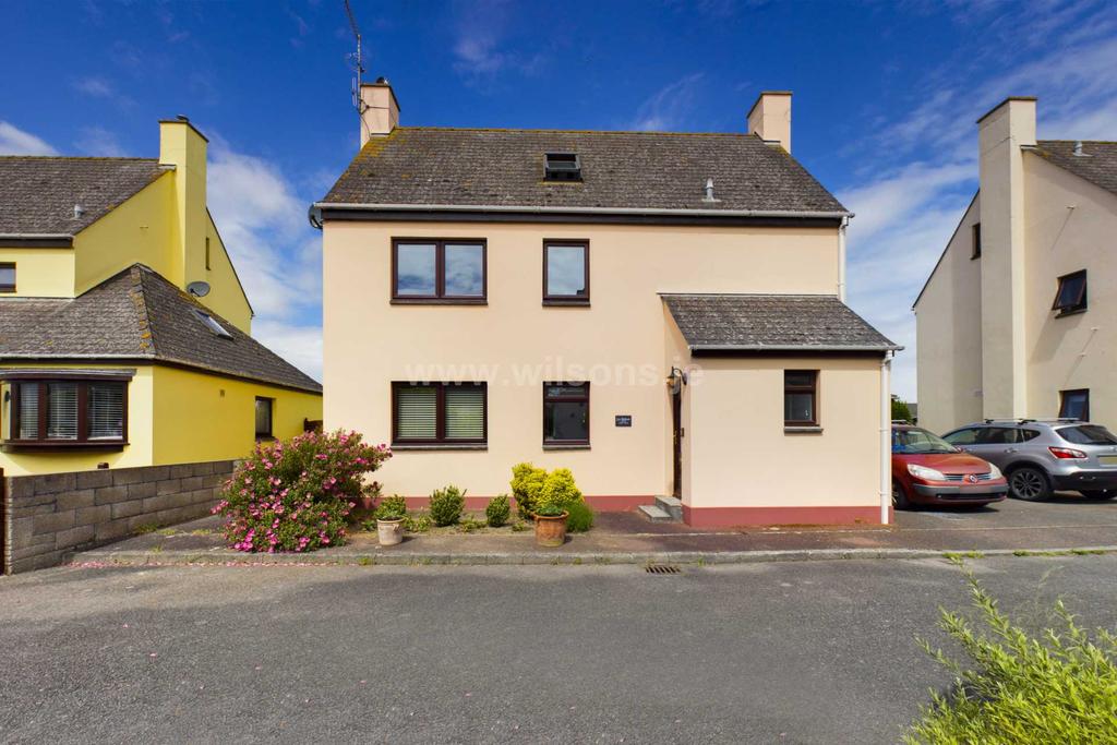St Lawrence 3 bed detached house £895,000
