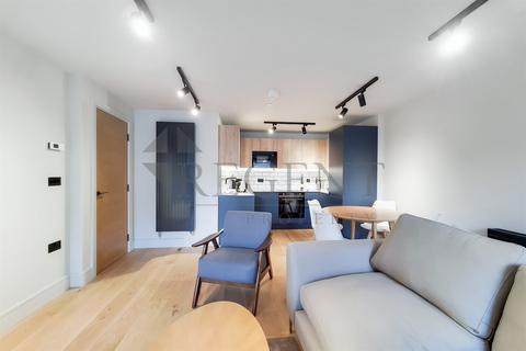 1 bedroom apartment to rent, Tower Bridge Road, Southwark, SE1