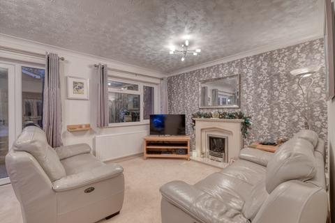 84 Arundel Drive, Worcester, WR5 2HY