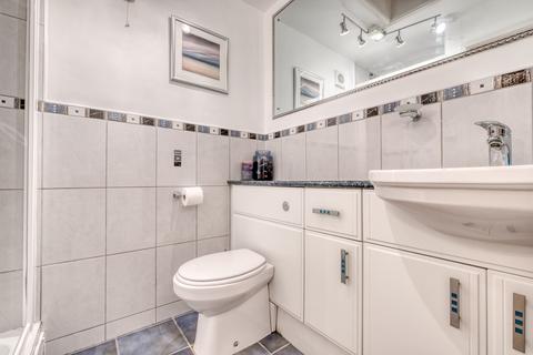 84 Arundel Drive, Worcester, WR5 2HY