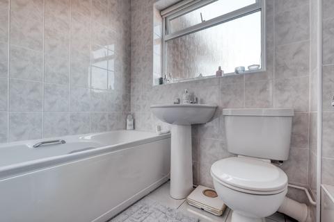 5 Bracken Close, Worcester, WR2 6HN