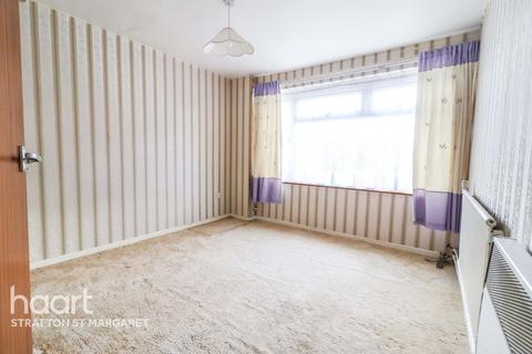 20 Falconscroft, Swindon, SN3 5AF