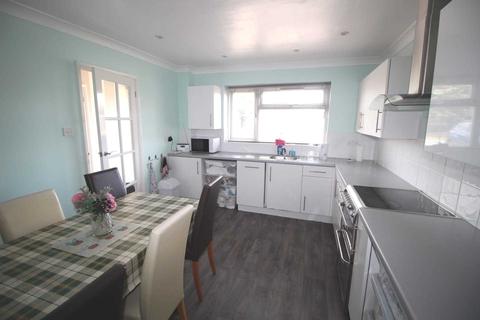 36 Basin Road, Heybridge Basin, Maldon, CM9 4RQ